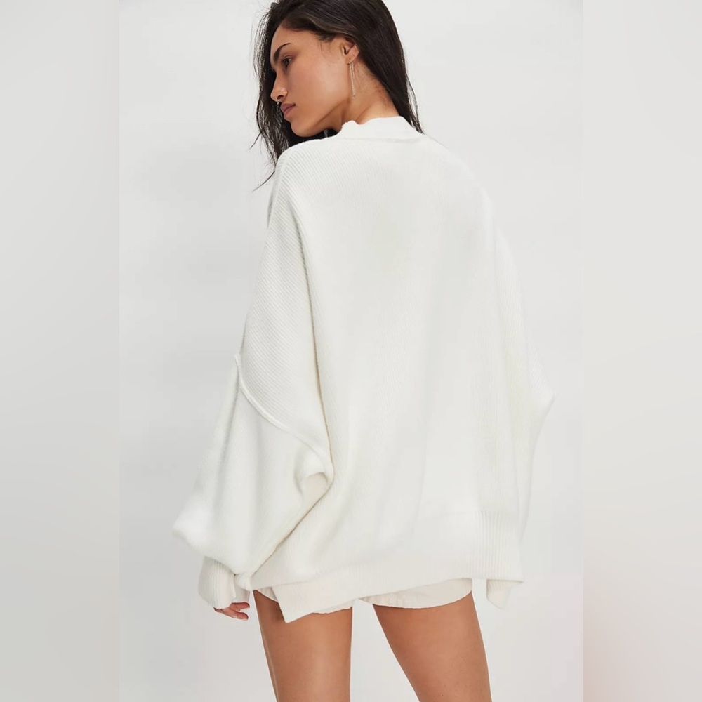 ▪️NWT Free People Easy Street Tunic Sweater